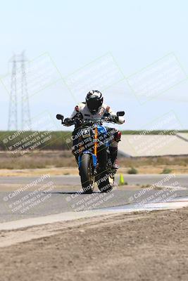 media/Aug-03-2025-TrackDaz (Sun) [[bf4a71acf9]]/C Group/1240pm (Wheelie Bump)/